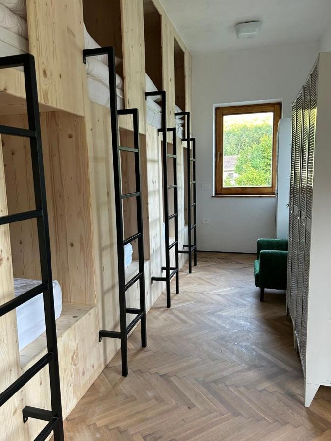 2Nd Station Hostel 布莱德 外观 照片