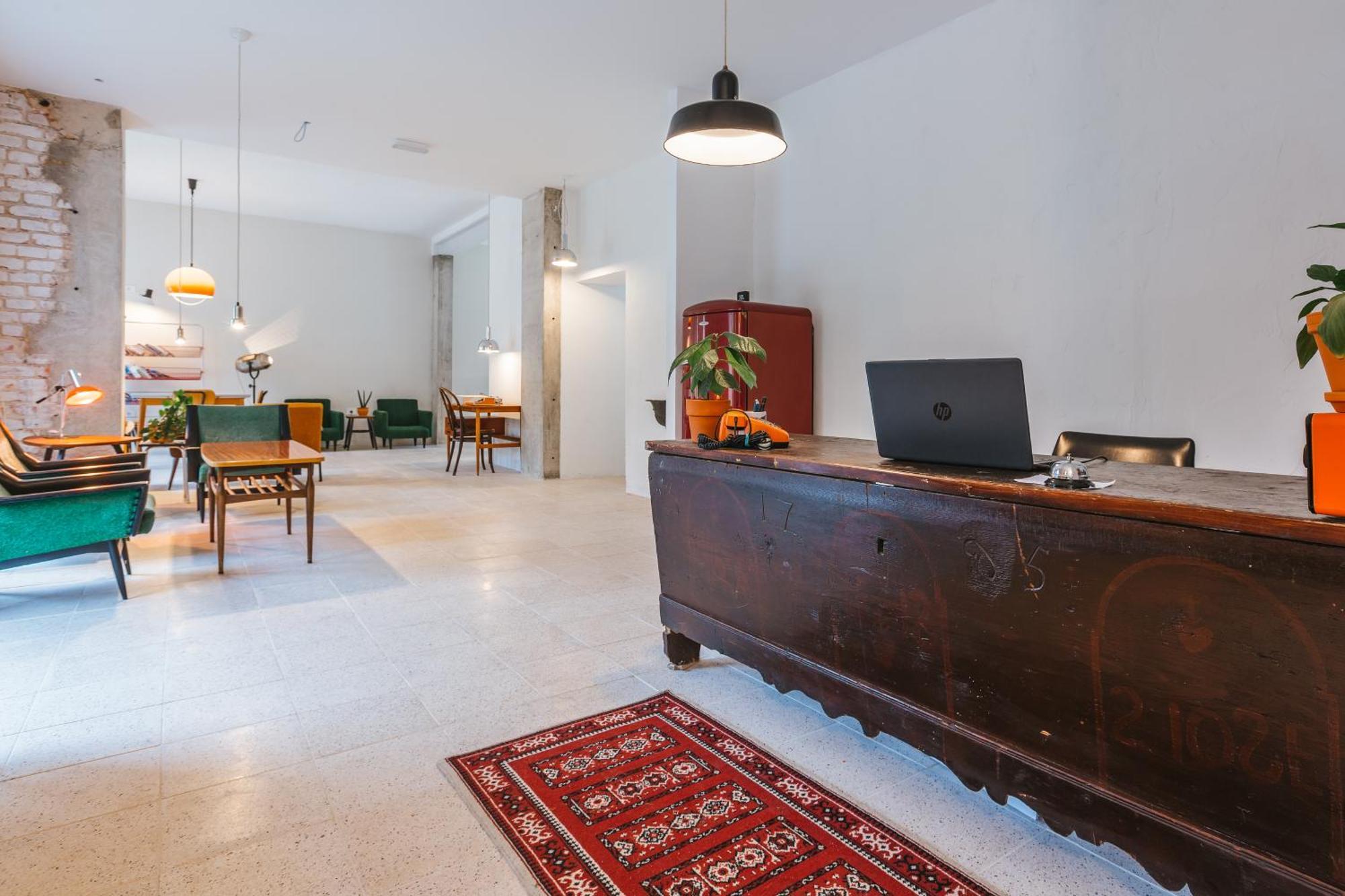 2Nd Station Hostel 布莱德 外观 照片