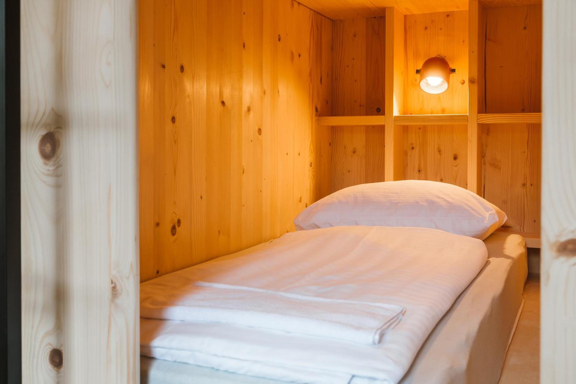 2Nd Station Hostel 布莱德 外观 照片